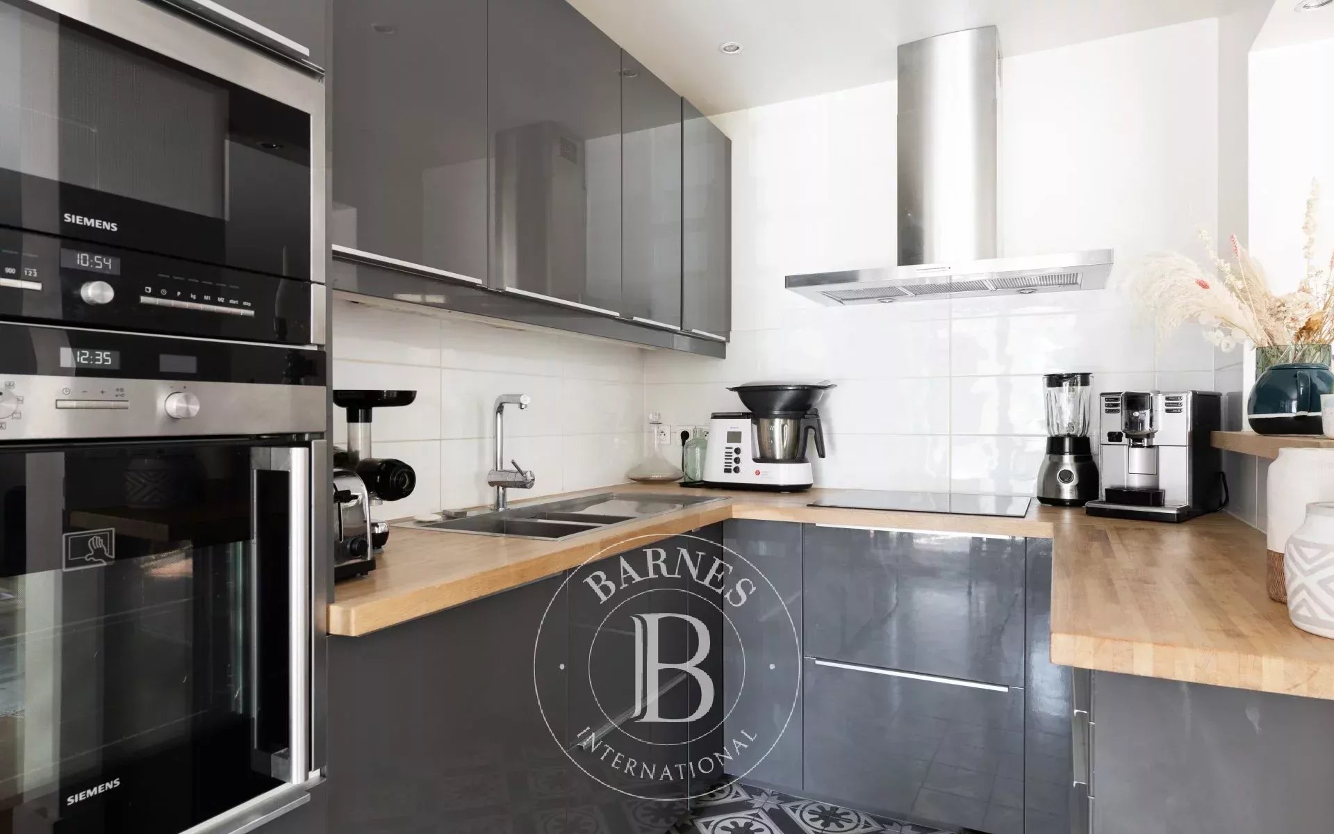 Daire Paris 18ème - picture 4