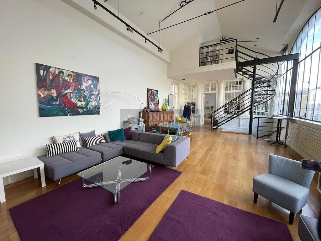 Sublime loft 226 m2 en plein coeur du quartier Notre Dame
