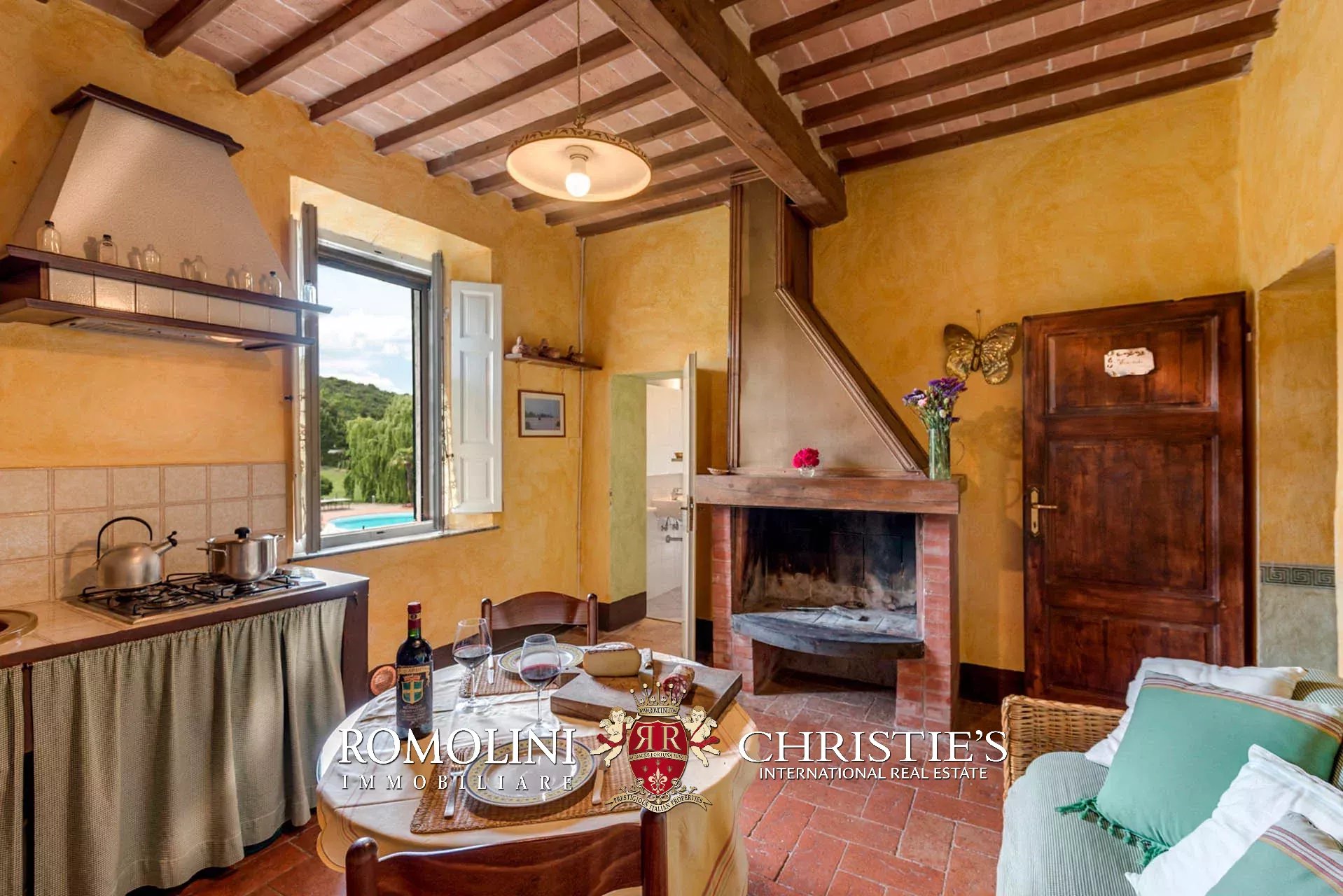 18 Bedroom Villa/Townhouse's Image 38