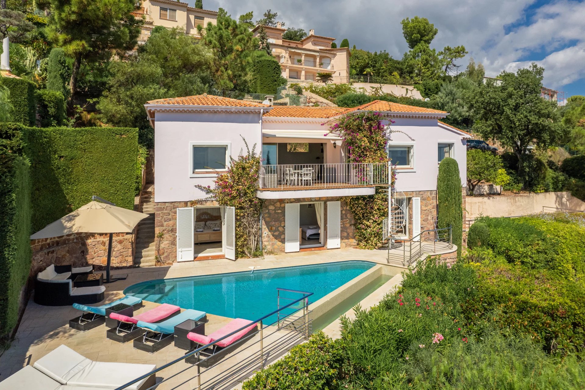 Qlistings - 4 Bedrooms - Villa - Alpes-Maritimes - For Sale - 9603 Property Image
