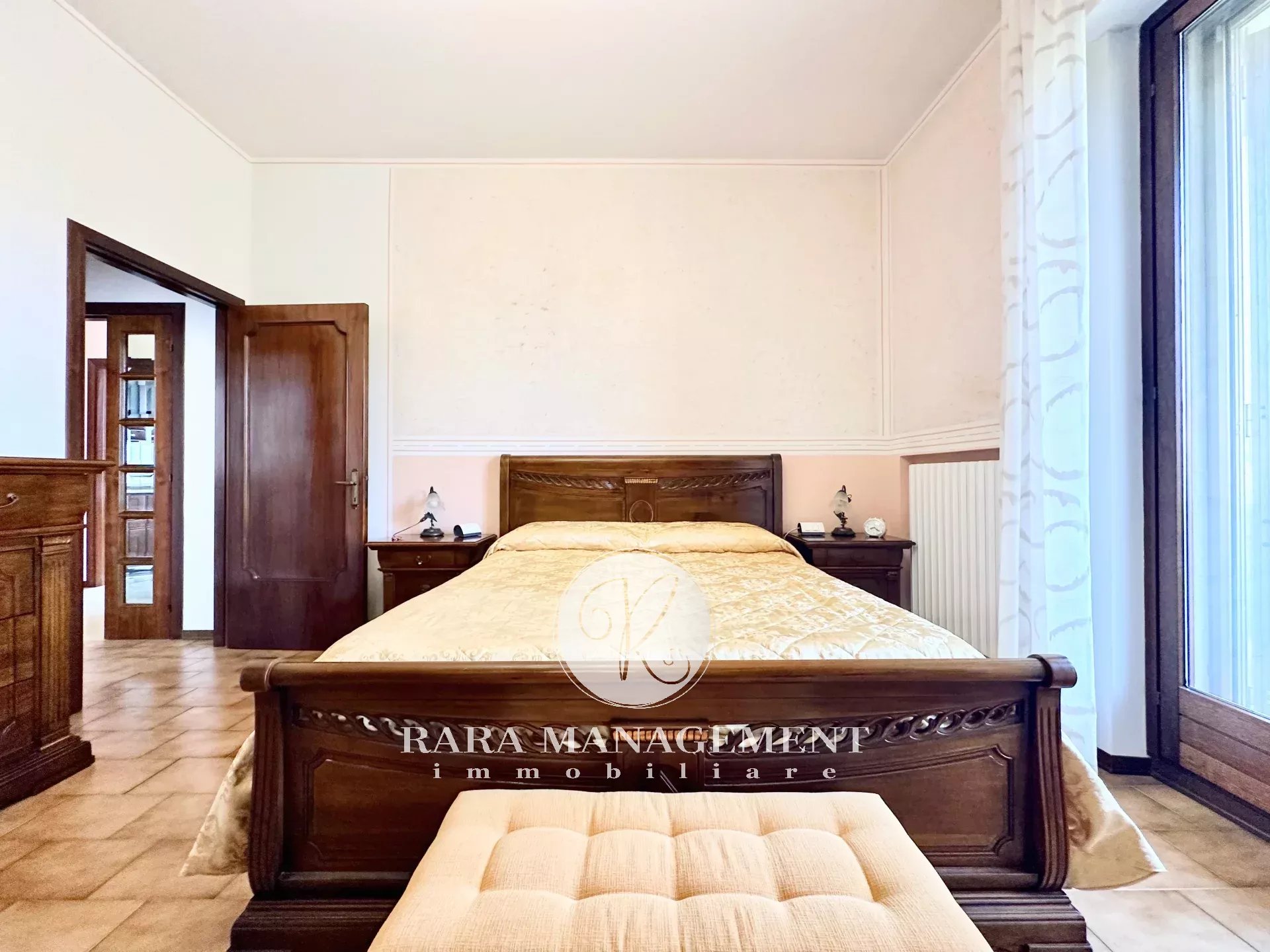 PORTO SANT'ELPIDIO, ZONA CRETAROLA | ARREDATO | NO CONDOMINIO | 2 CAMERE MATRIMONIALI | 2 BALCONI | MANSARDA | POSTO AUTO ESCLUSIVO | CORTE ESCLUSIVA | ZONA RESIDENZIALE RISERVATA E BEN SERVITA |