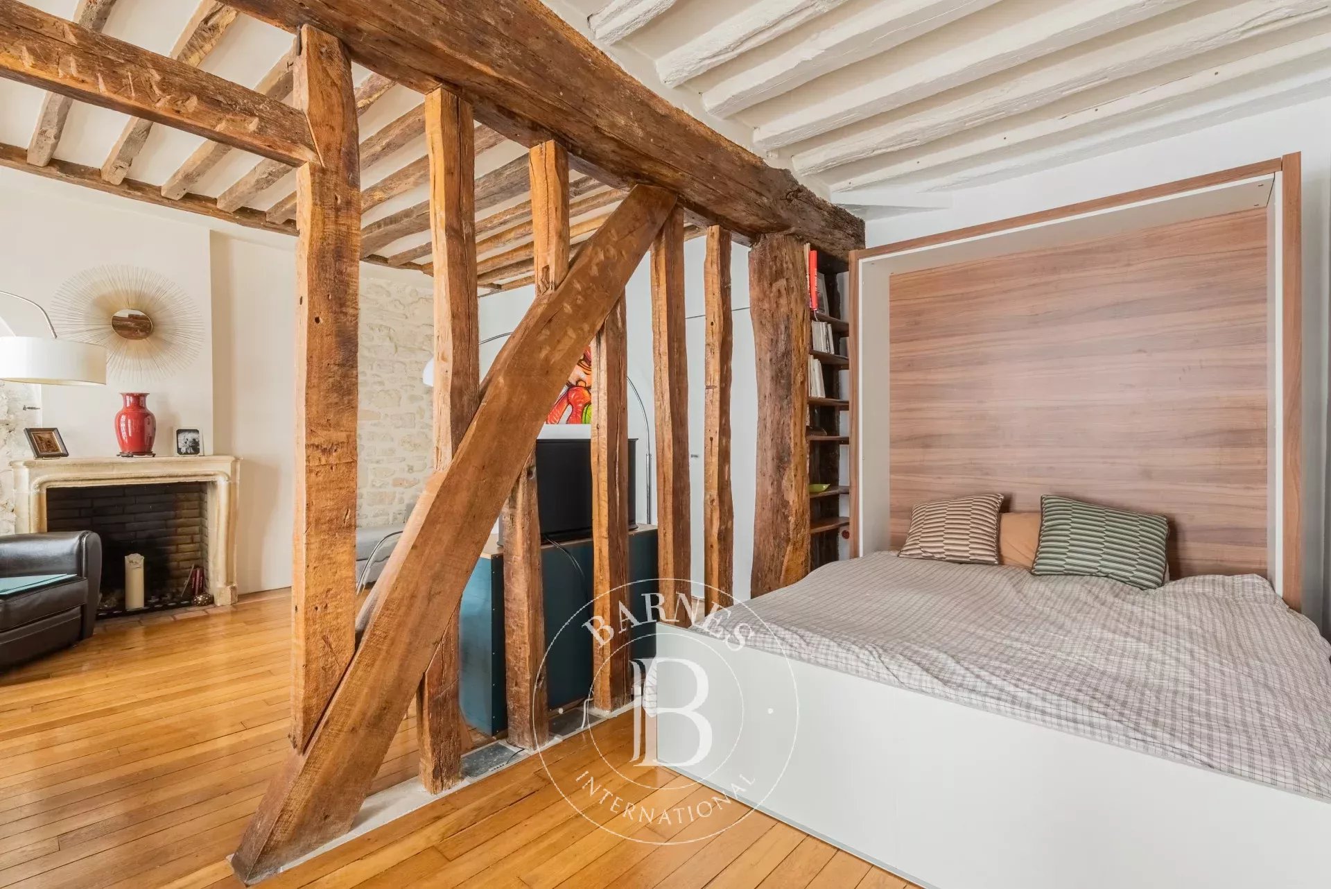 Daire Paris 4ème - picture 13