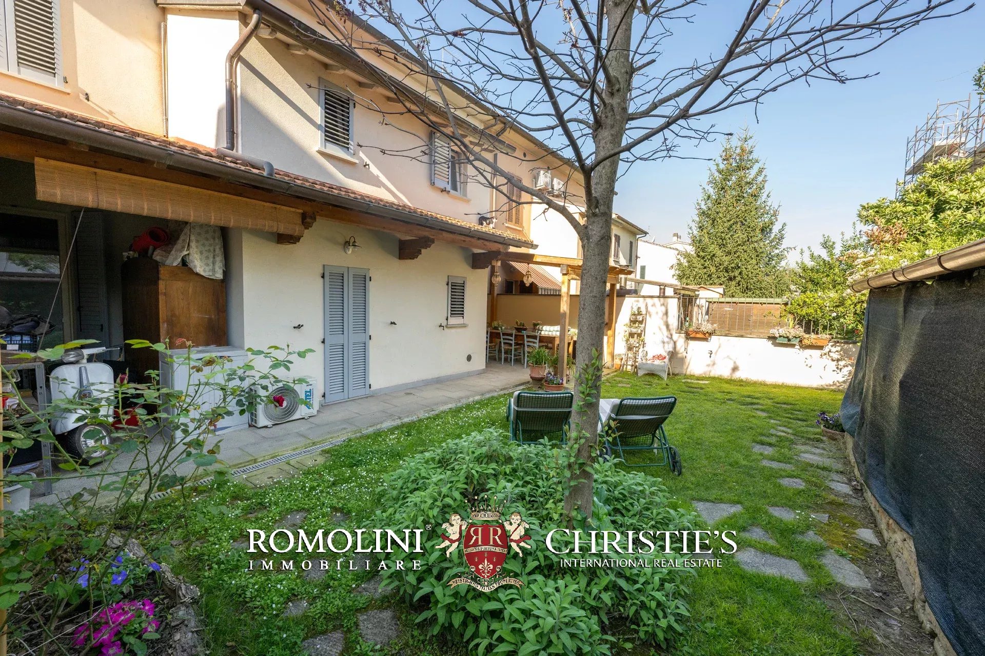 5 Bedroom Villa/Townhouse's Image 39