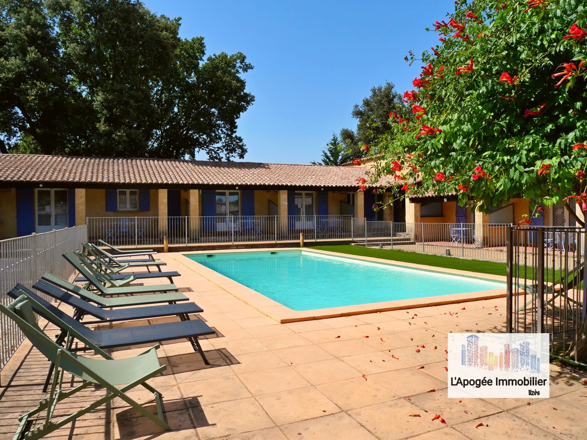 Agence immobilière de 