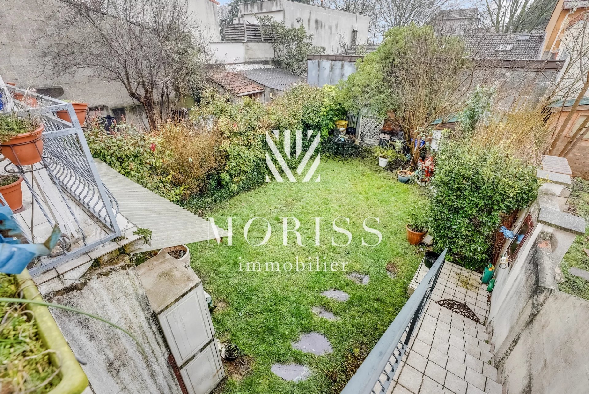 MAISON DE 150 M2 + 80 M2 DE JARDIN ET 20 M2 DE TERRASSE - Image Array