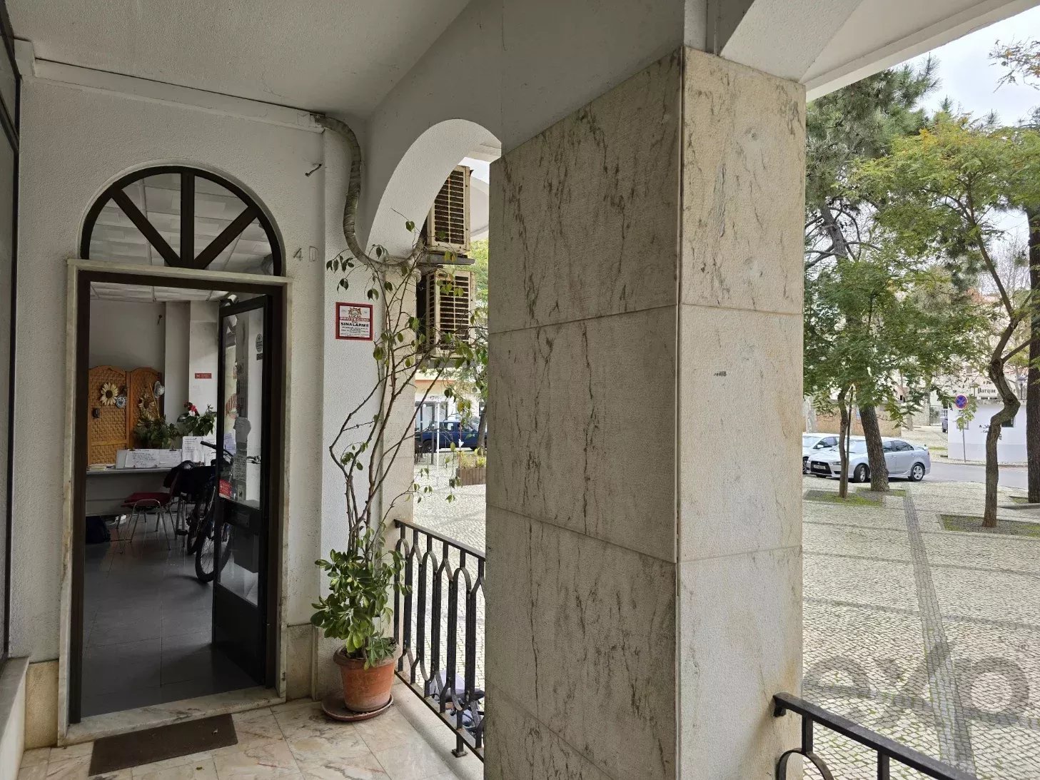 Store with 72sqm in Monte Gordo 8900-111 image 5