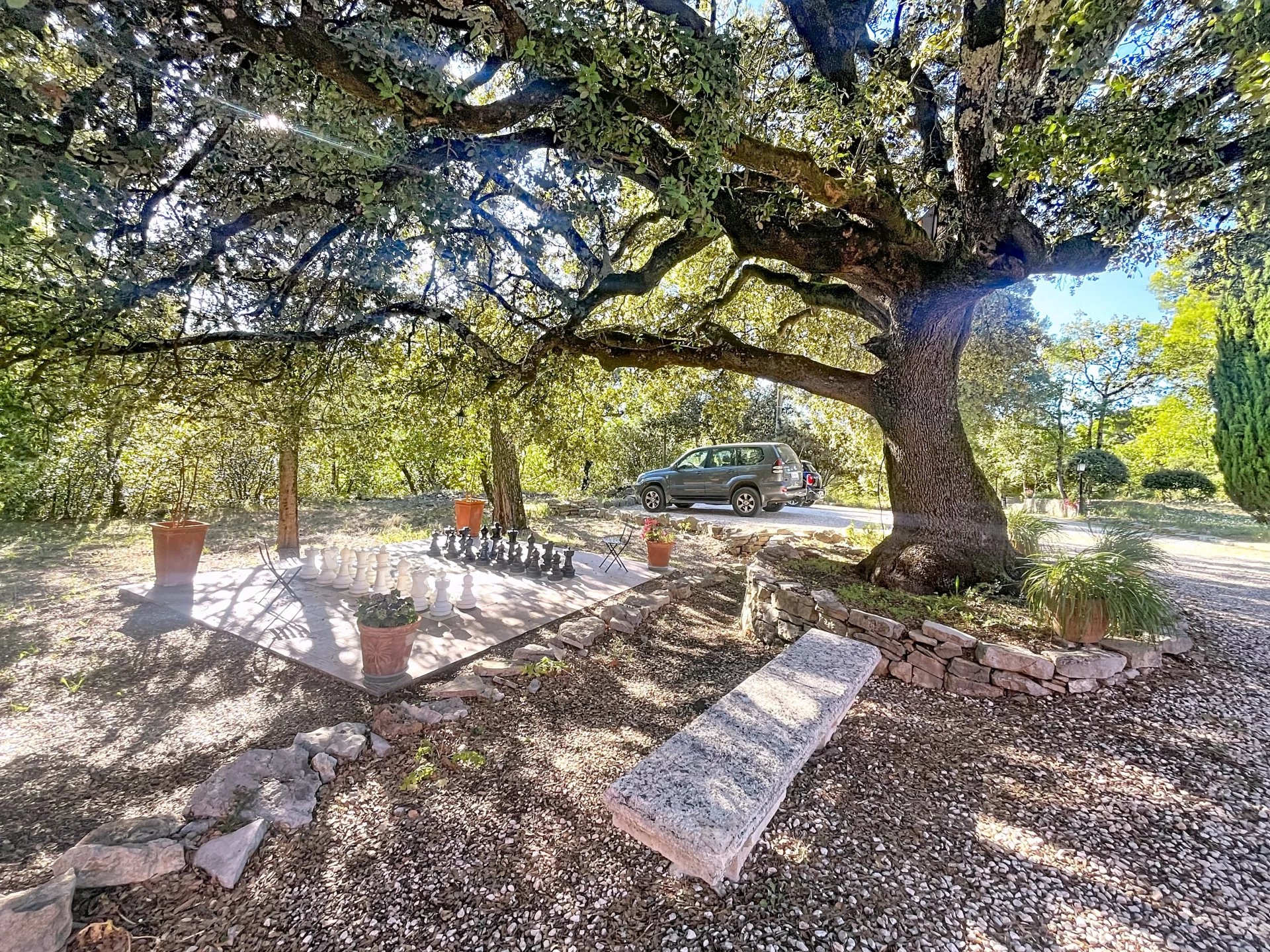 17th century bastide nestled in the heart of 2.8 hectares in Besse sur Issole 17th century bastide nestled in the heart of 2.8 hectares in Besse sur Issole