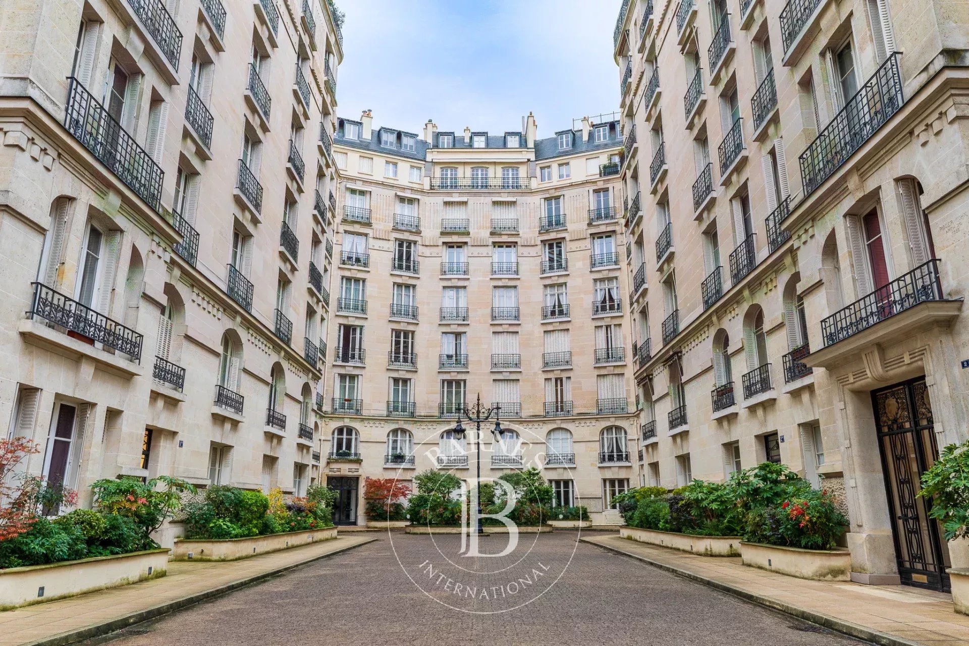 Daire Paris 16ème - picture 18