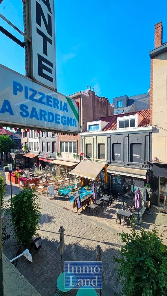 Te koop: karaktervol opbrengsteigendom in het hart van Hasselt