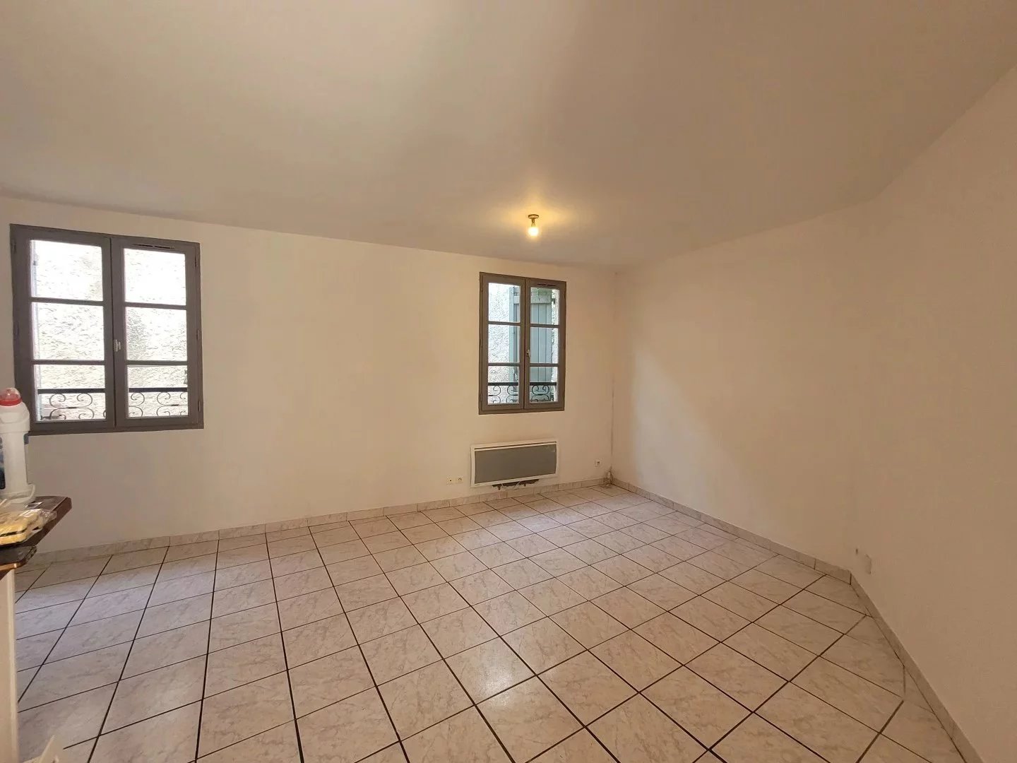Rental Apartment Puy-l'Évêque