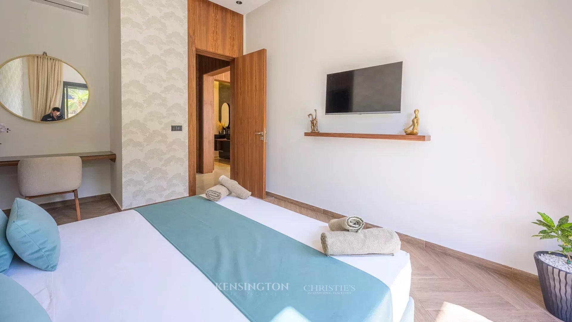 4 Bedroom Villa/Townhouse's Image 16