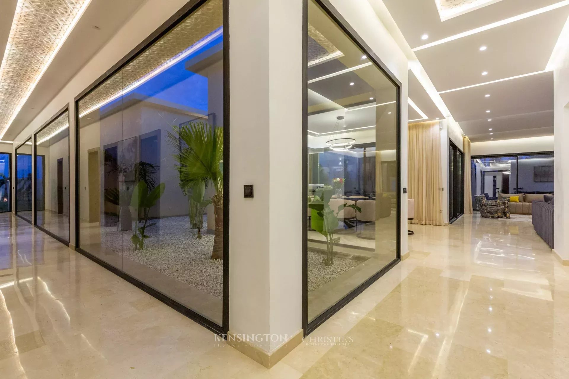 5 Bedroom Villa/Townhouse's Image 5