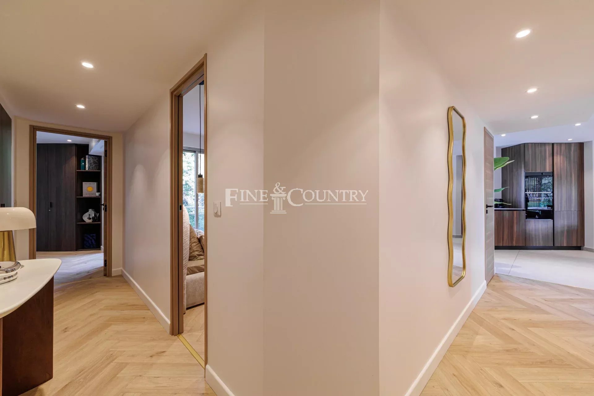 Photo of For Sale – 2-Bedroom Apartment – Cannes Montrose