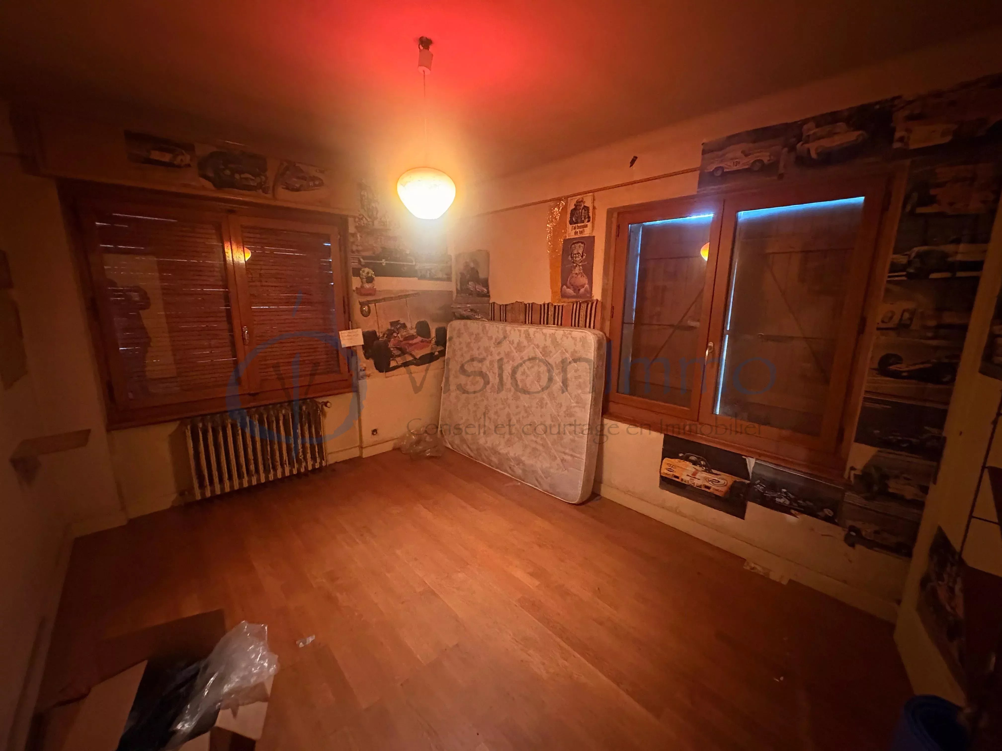 Appartement à façonner en hyper-centre de Valleiry
