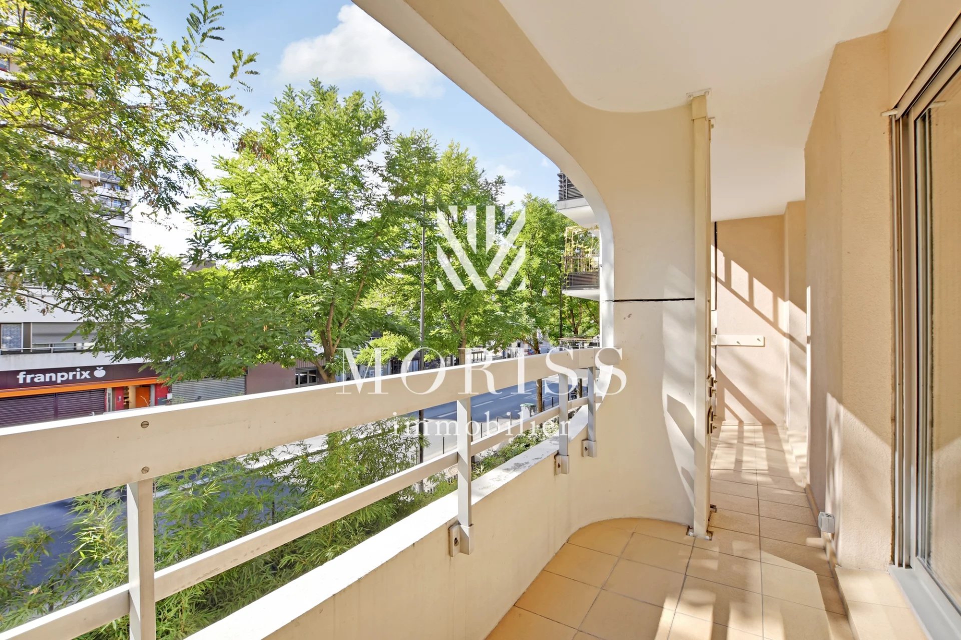 Paris 19 Appartement de 3 pièces de 66 m2 + 14 m2 de balcon - Image 1