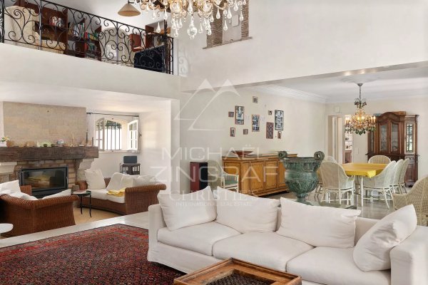 Legacy Estate in Grasse: Luxury 13-Bedroom Villa Near Cannes — photo 4