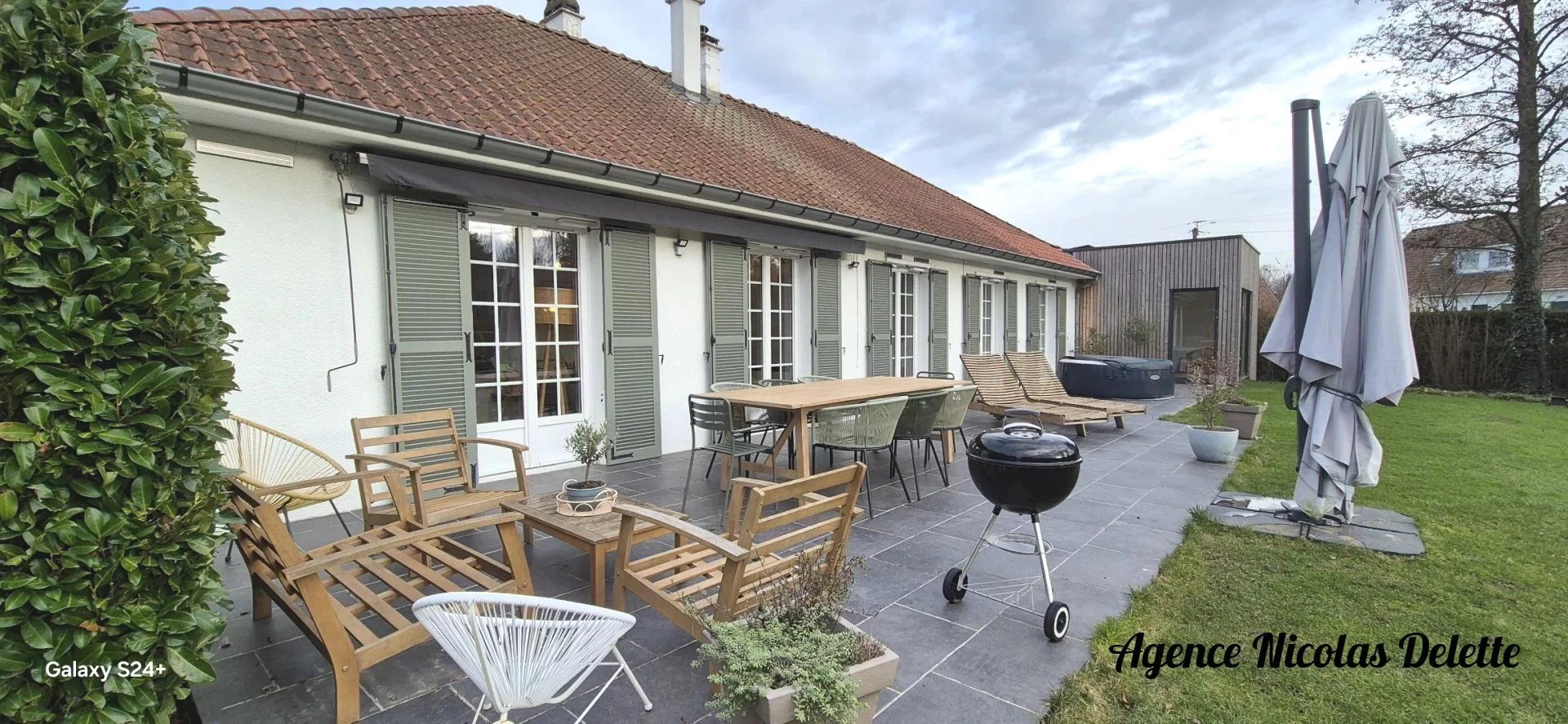 Agence immobilière de 