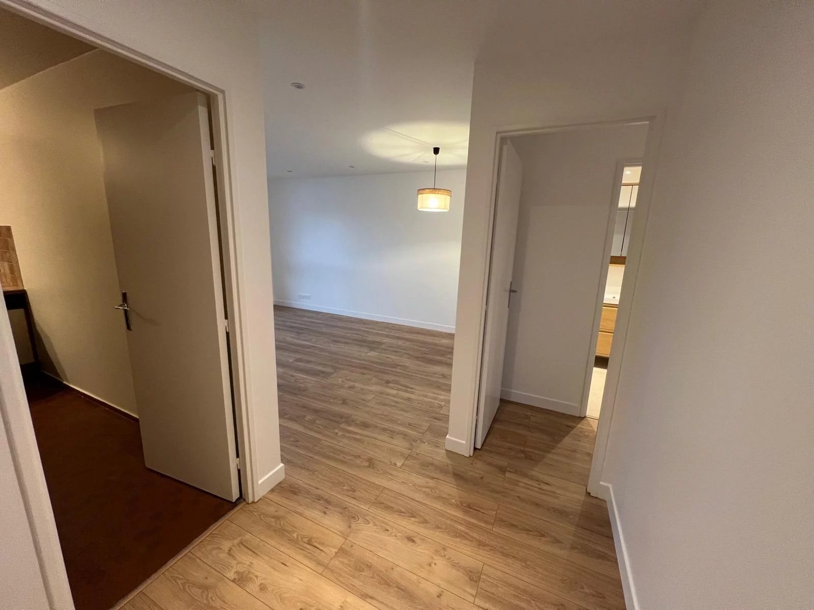 APPARTEMENT 3 PIECES RENOVE SECTEUR BROSOLETTE