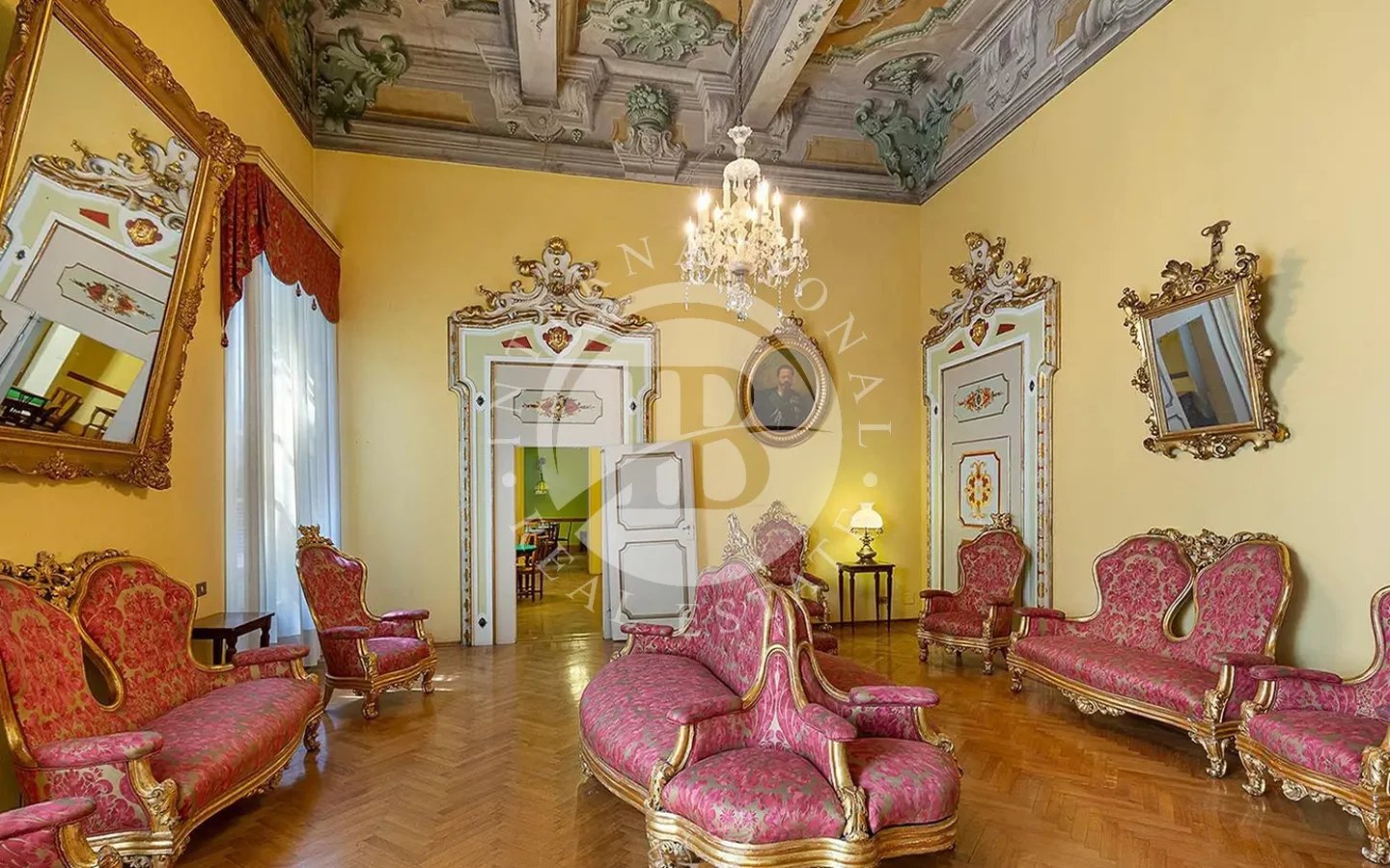 Apartment in Reggio nell'Emilia - Image 3