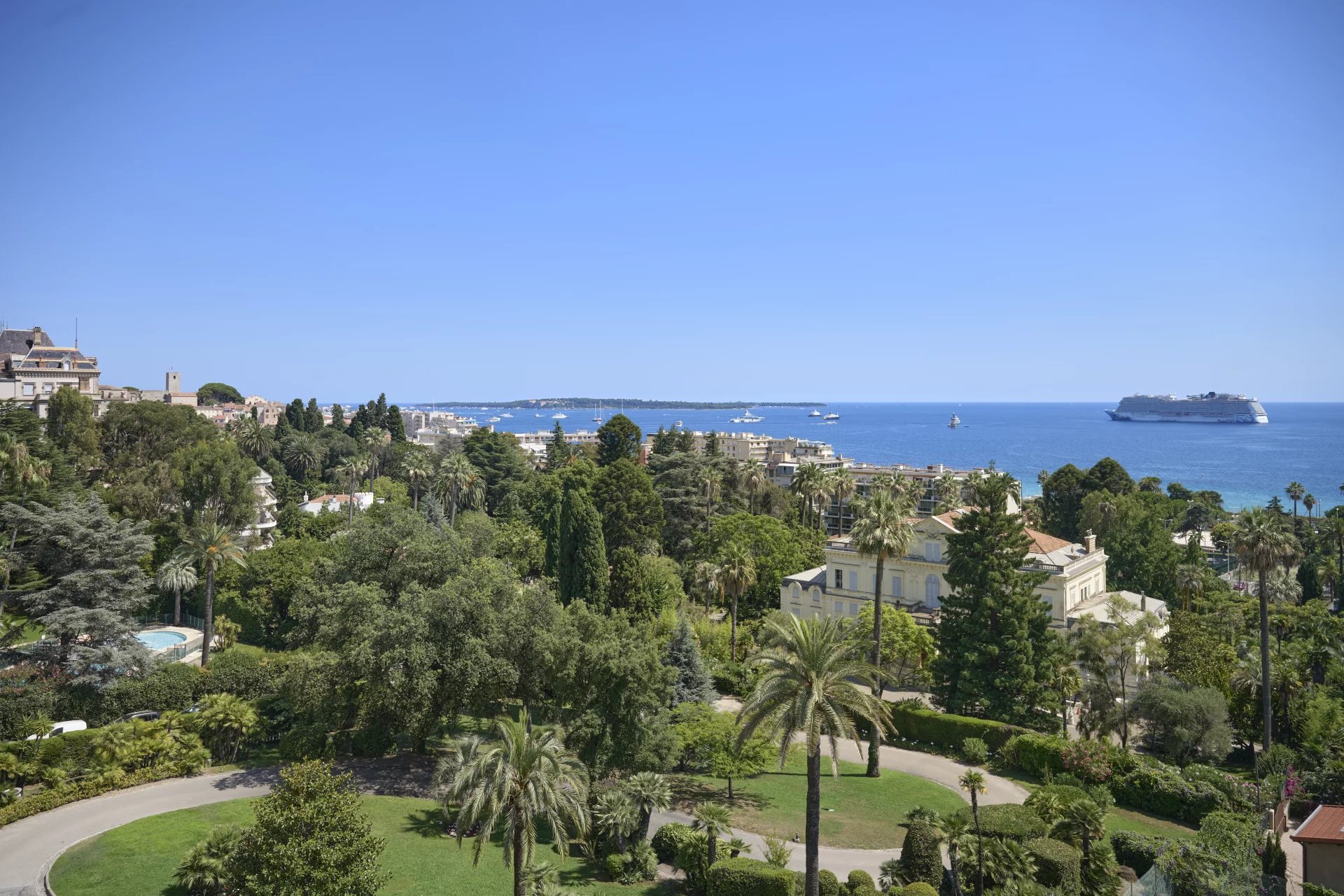 Sale Apartment Cannes Croix des Gardes