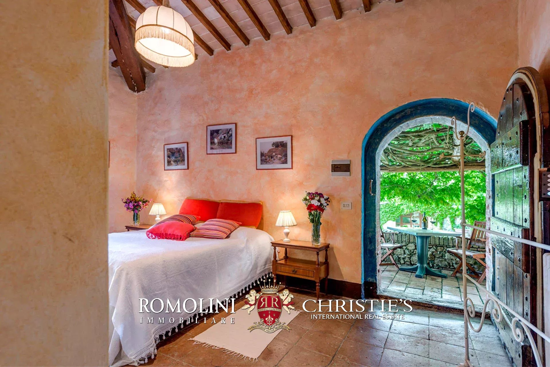 18 Bedroom Villa/Townhouse's Image 41