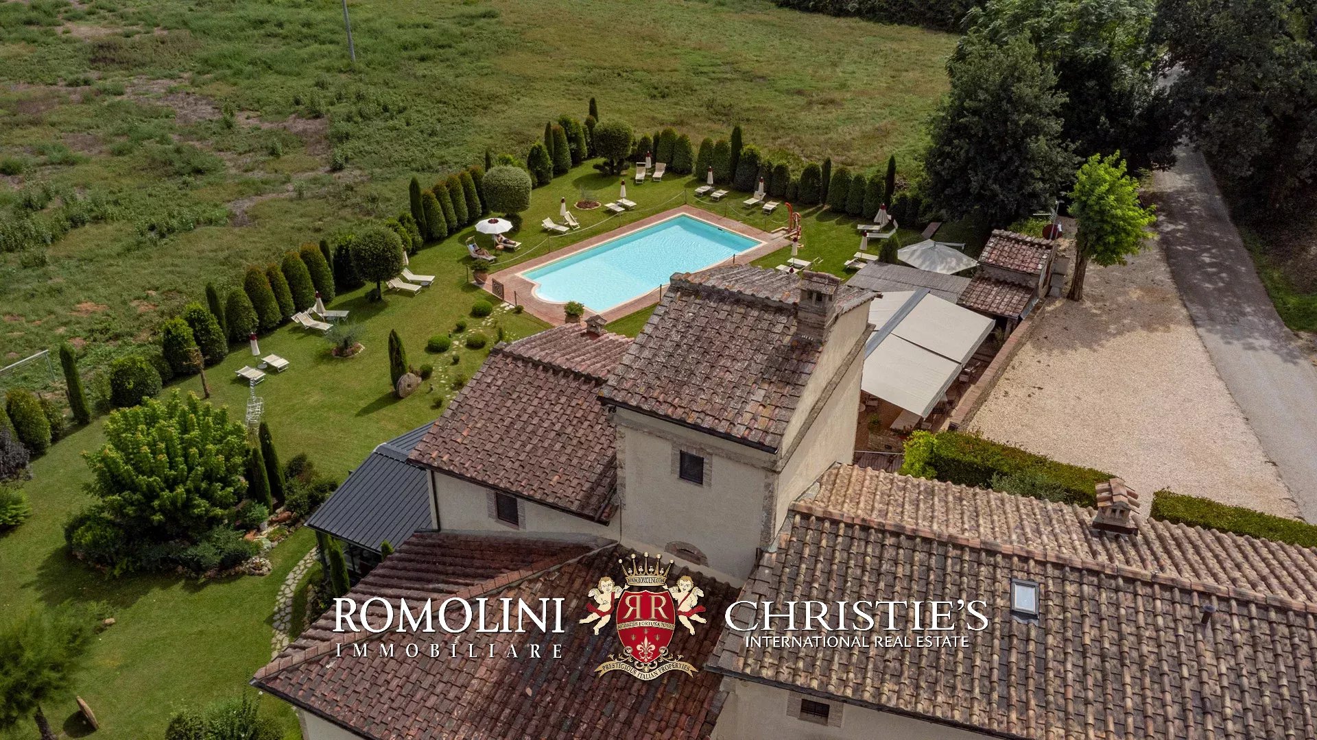 16 Bedroom Villa/Townhouse's Image 49