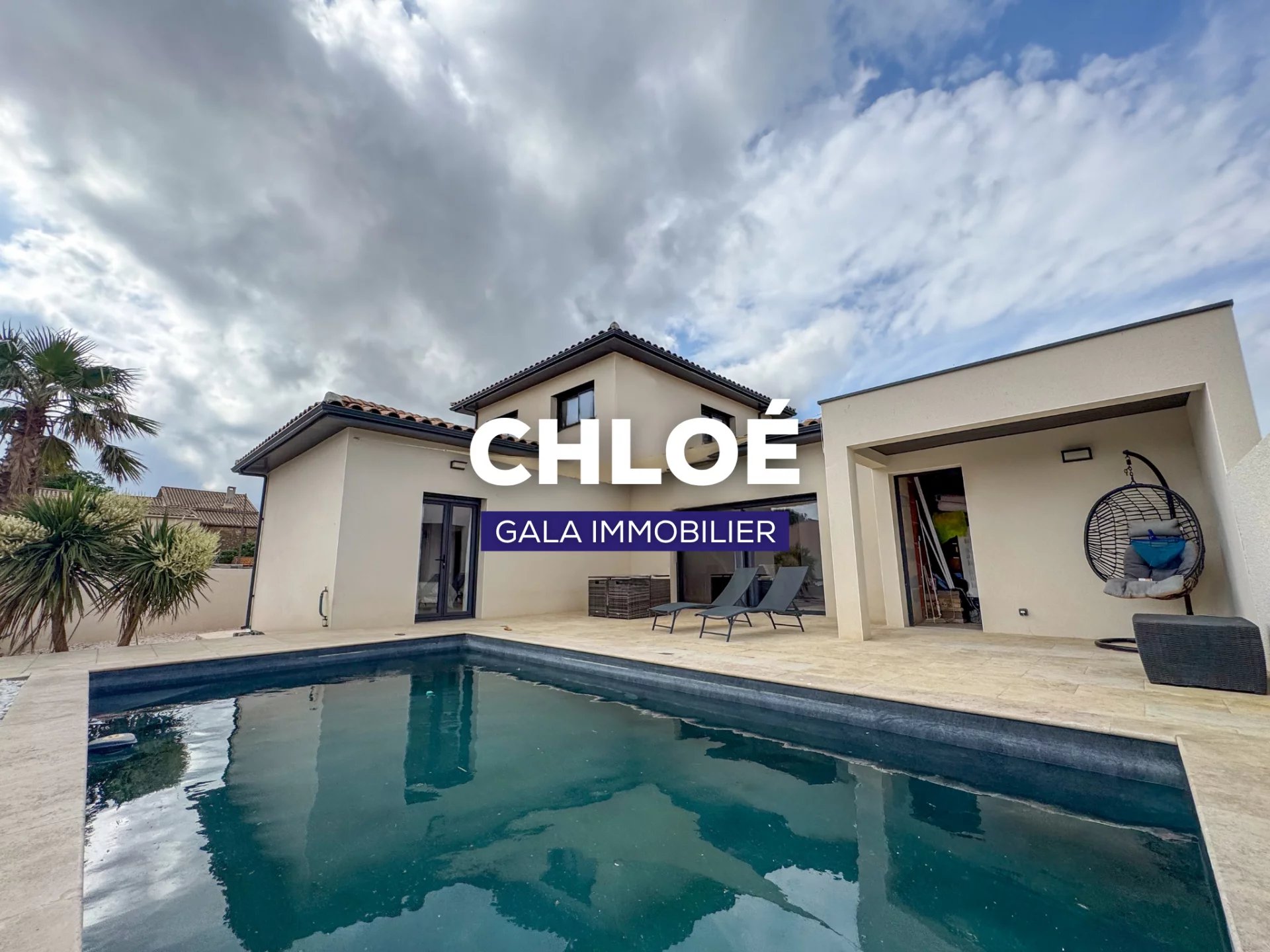 CHLOÉ   Une villa aux volumes généreux et lumineux