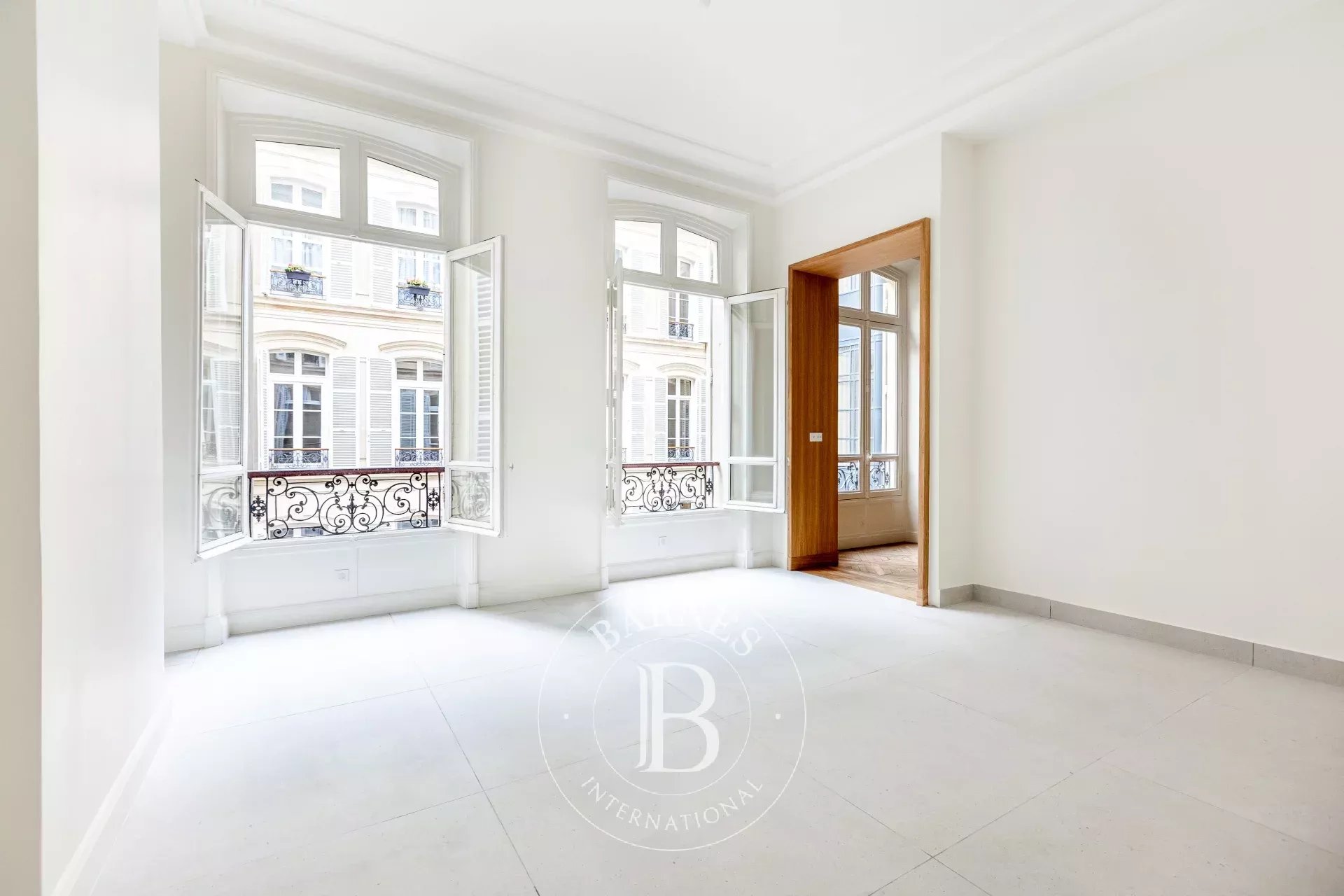 Paris  - Apartment 3 Bedrooms - picture 11
