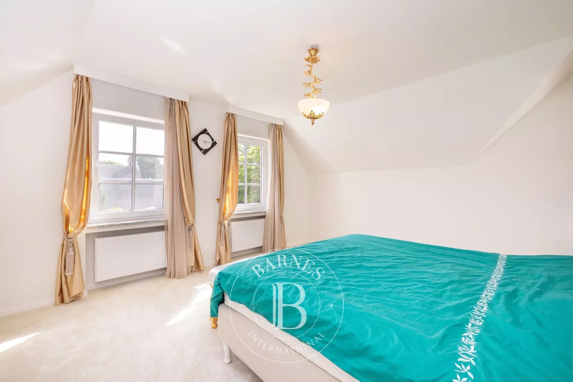 Charmante villa dans le prestigieux quartier des Chasseurs