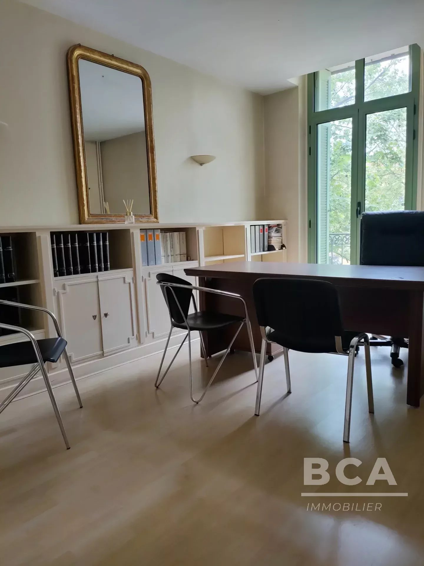 Agence immobilière de 