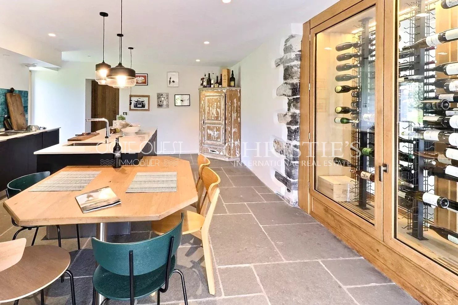 5 Bedroom Villa/Townhouse's Image 11