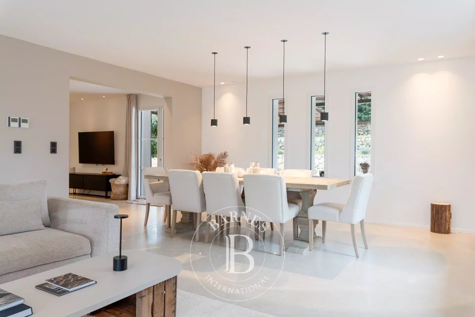 Le Rouret - Magnificent renovated family property in a quiet location - Panoramic hills view - picture 12