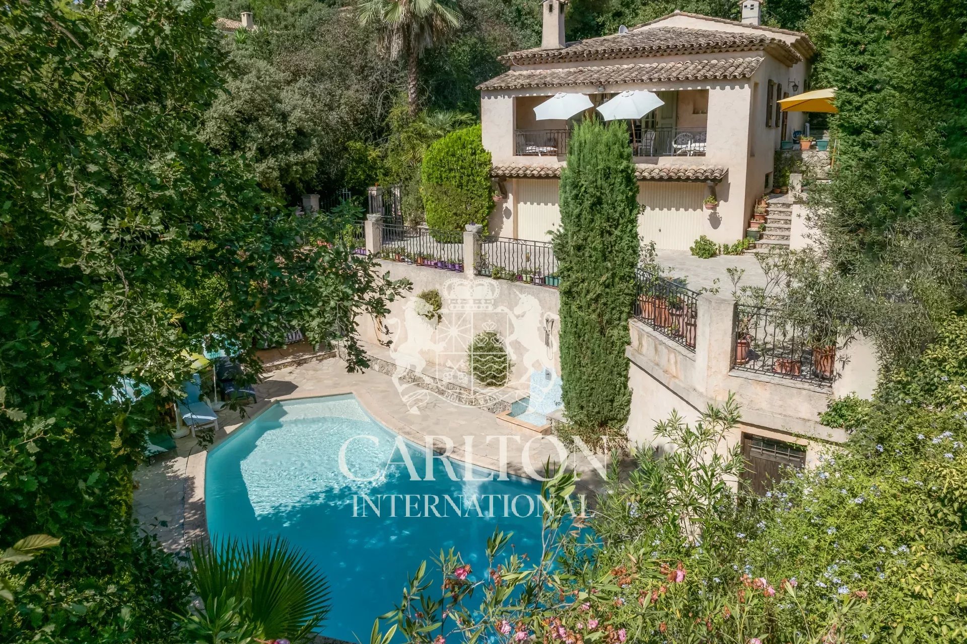 EXCLUSIVITE à Saint Paul de Vence : Charmante villa Provencale