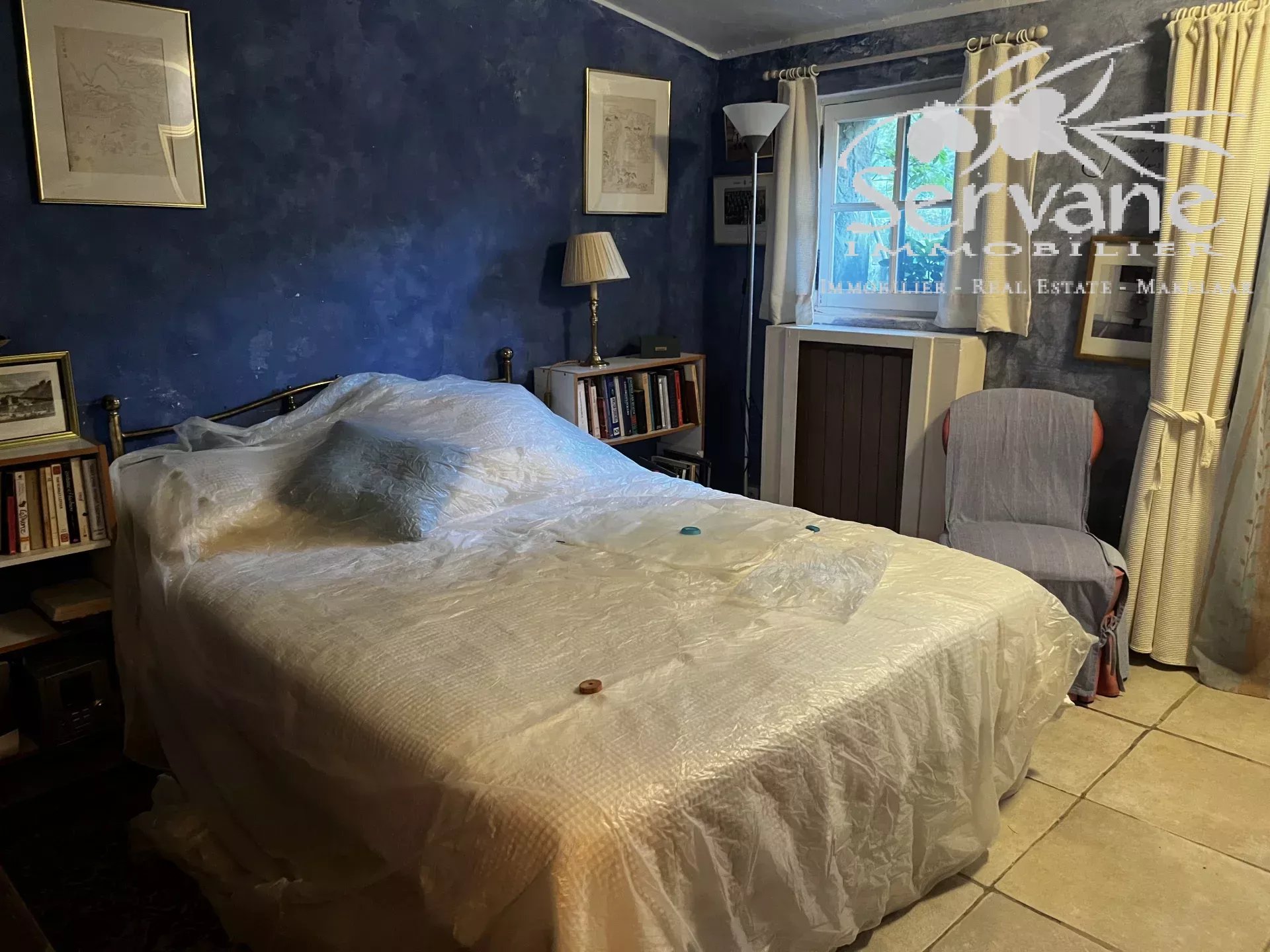 FOR SALE STONE PROPERTY WITH ANNEXES