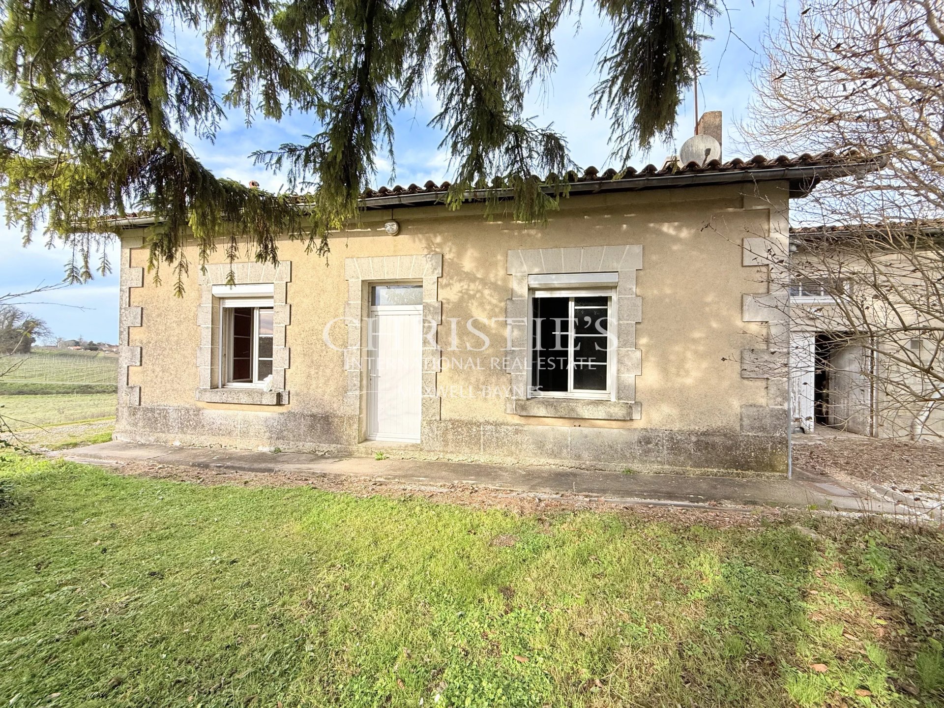 10 Bedroom Villa/Townhouse's Image 35