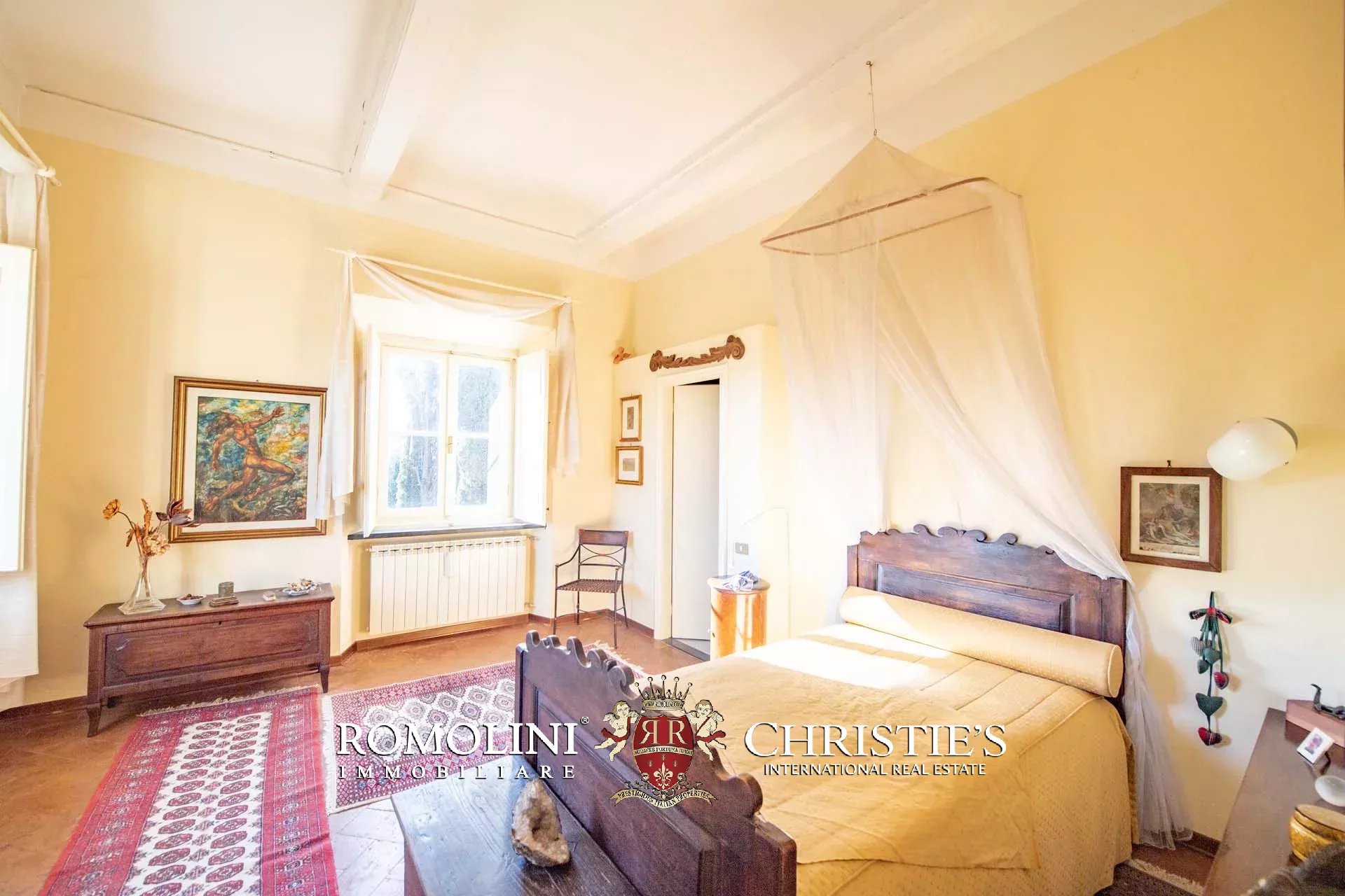 LUXURY PERIOD VILLA FOR SALE NEAR PISA, TUSCANY