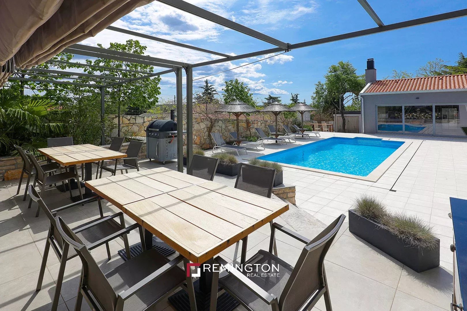5 Bedroom Villa/Townhouse's Image 10