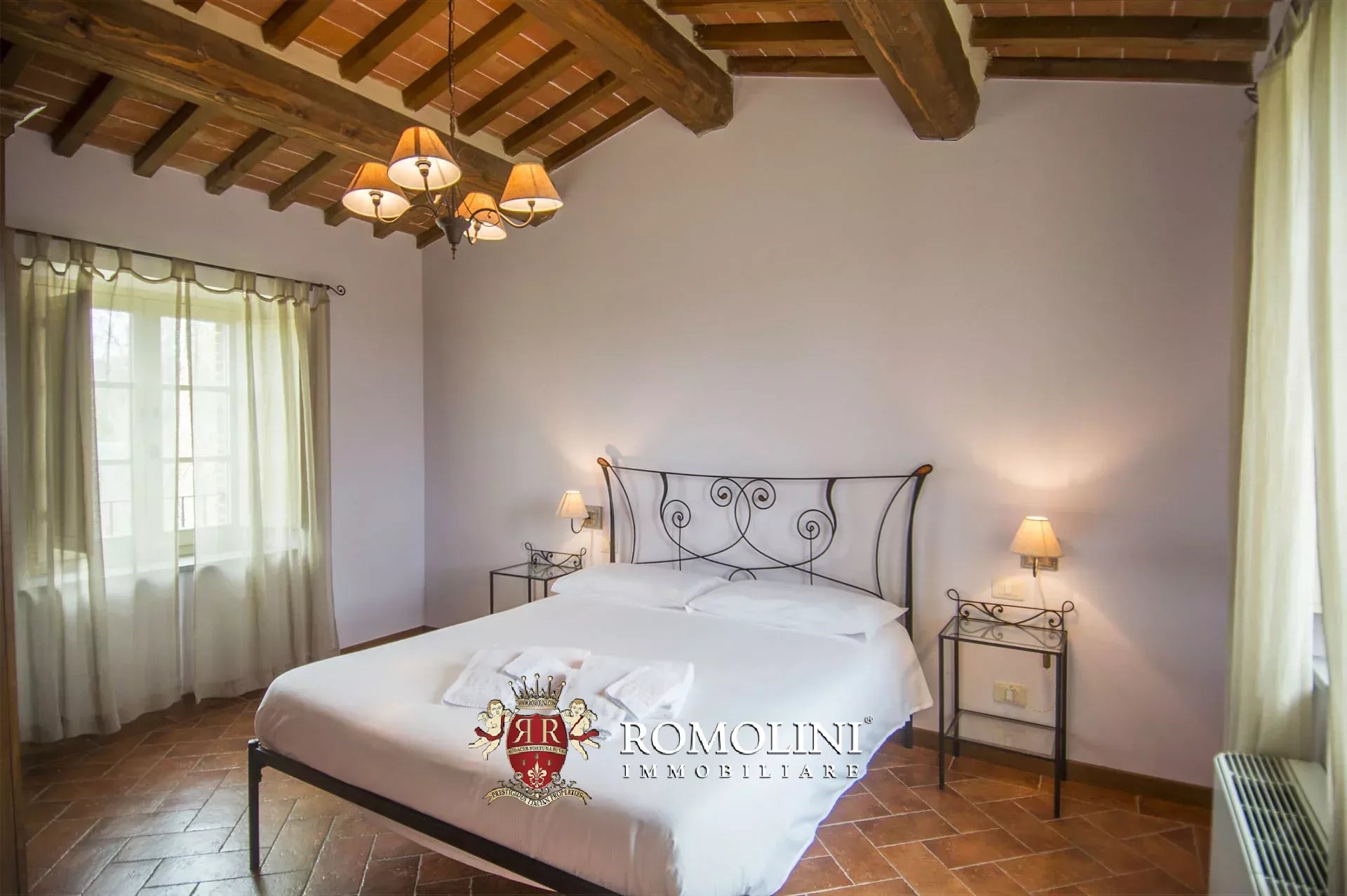 9 Bedroom Villa/Townhouse's Image 17