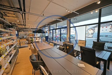 Negozio---Locale-commerciale-in-vendita---Brunico-7