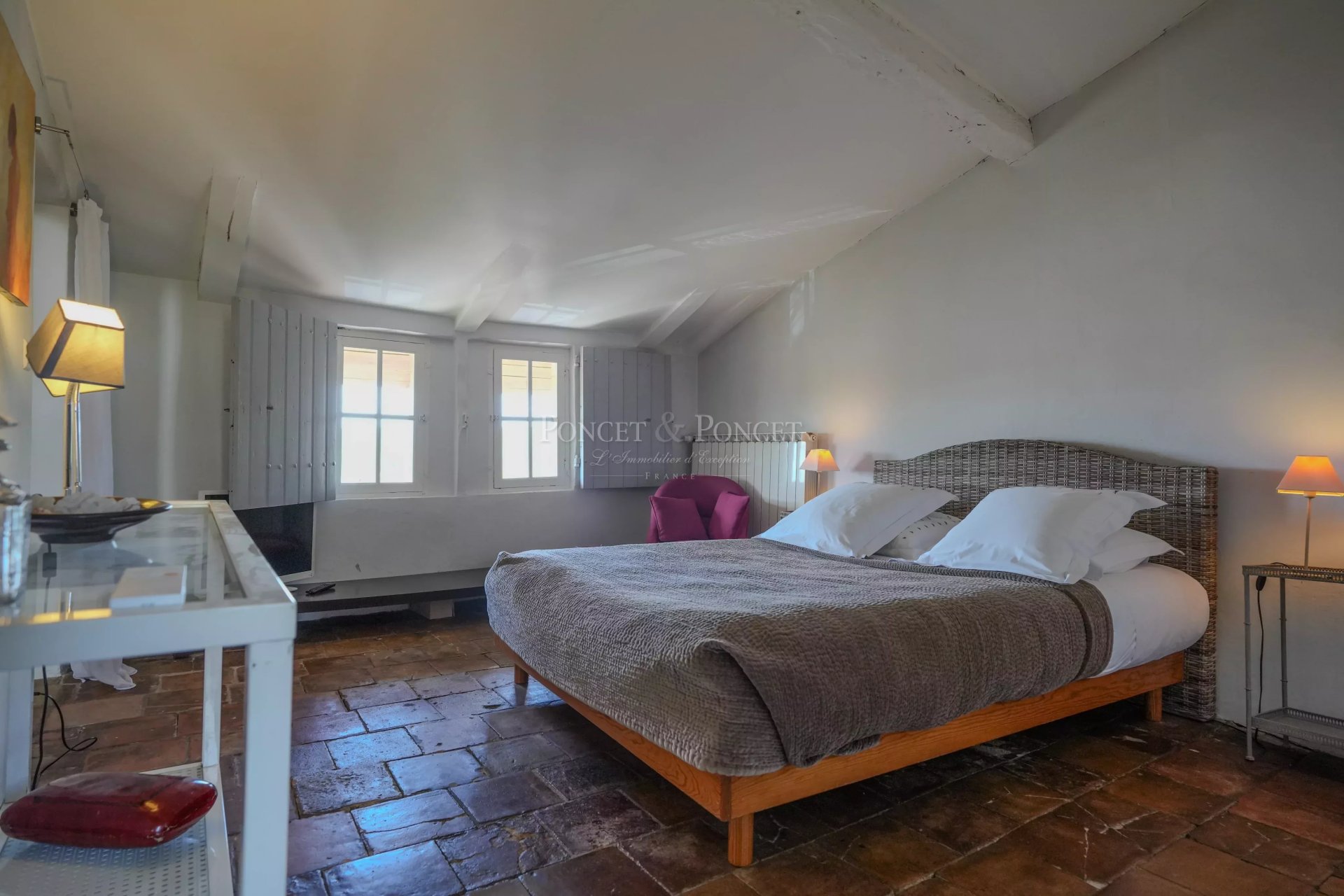 6 Bedroom Villa/Townhouse's Image 11
