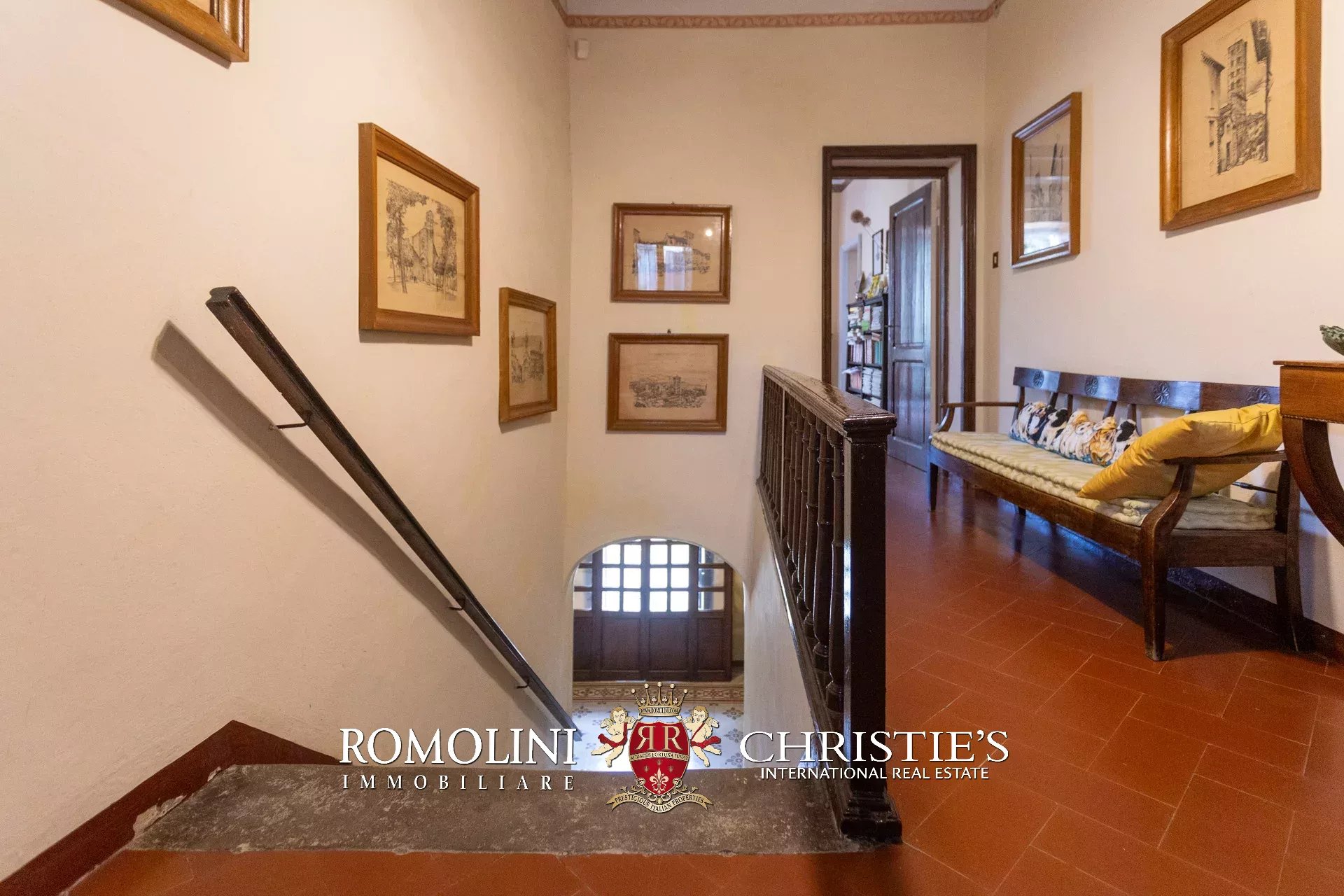 5 Bedroom Villa/Townhouse's Image 22