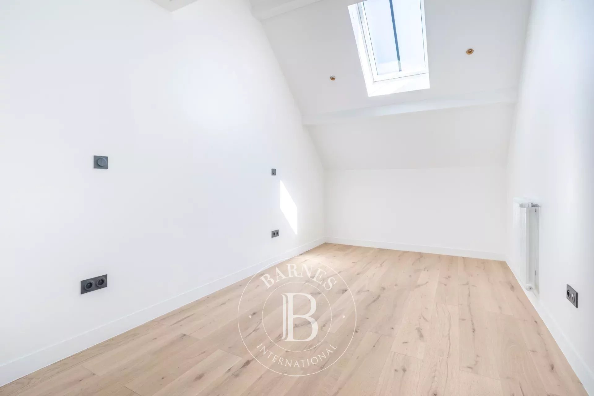 Saint-Germain-en-Laye  - Appartement 5 Pi&egrave;ces 3 Chambres - picture 10
