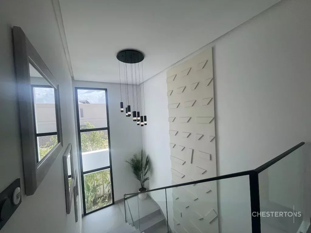  Image of Villa - 5 Bedrooms for Sale in Marrakech-Ménara-Marrakech-Morocco, Image 28