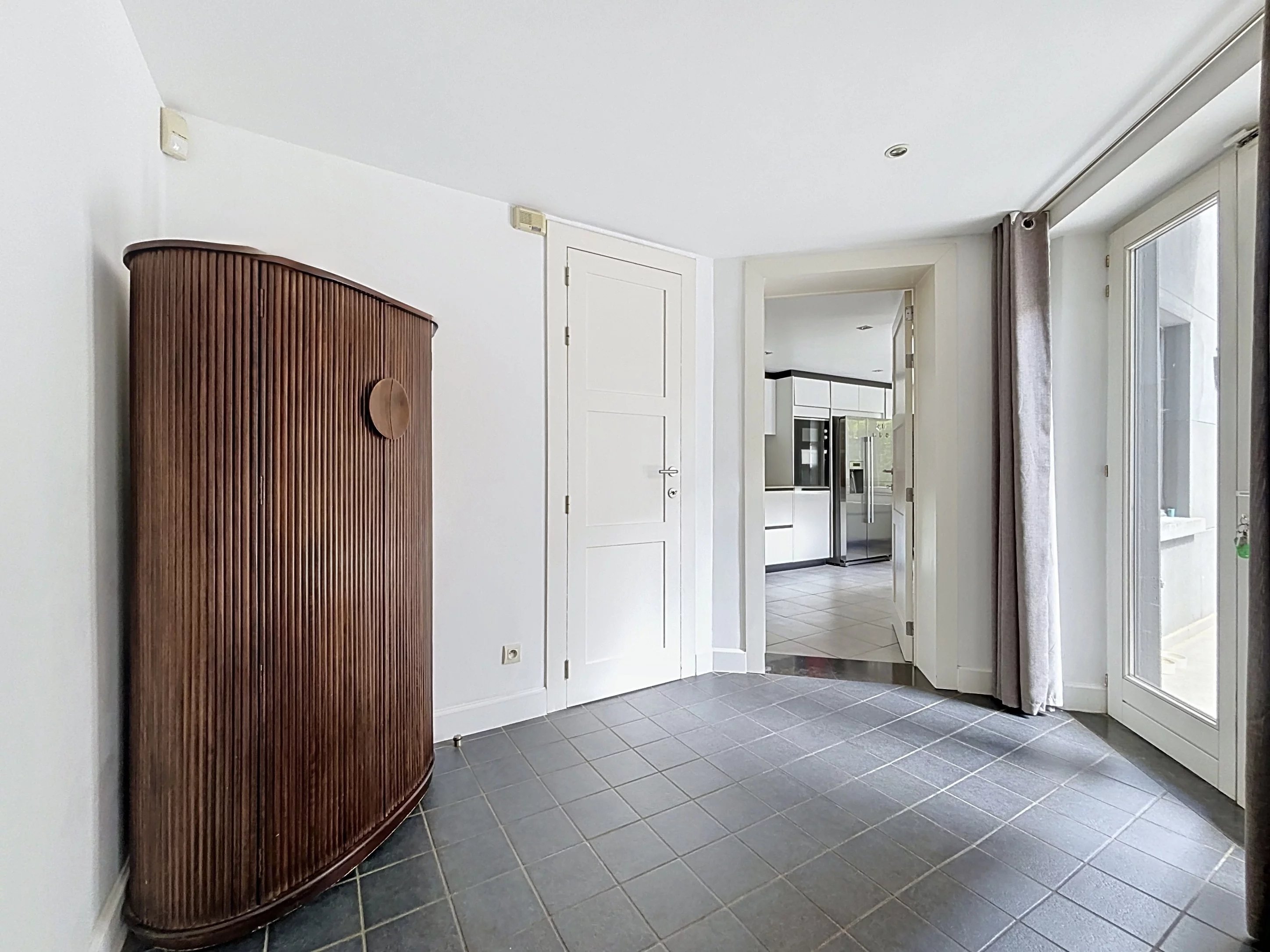 Ixelles  - Appartement 10 Pi&egrave;ces 3 Chambres - picture 11