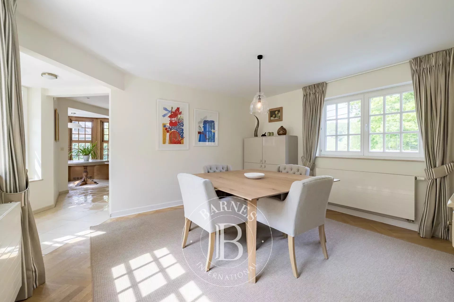 Charming villa in a sought-after neighborhood of Lasne.