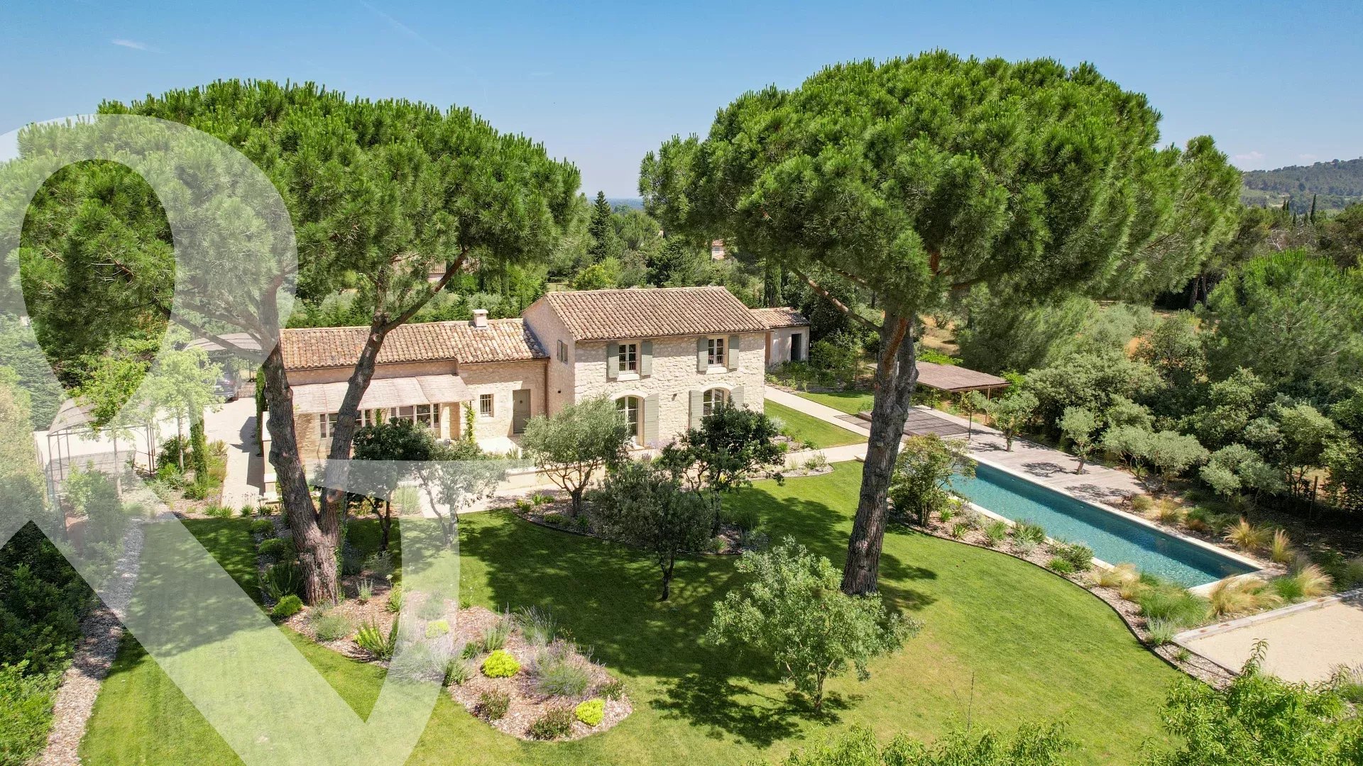 RESTAURATION DE GRANDE QUALITE