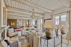 Luxury 5-Bedroom Bastide for Sale in Tourrettes with Panoramic Views — photo 6 of 7