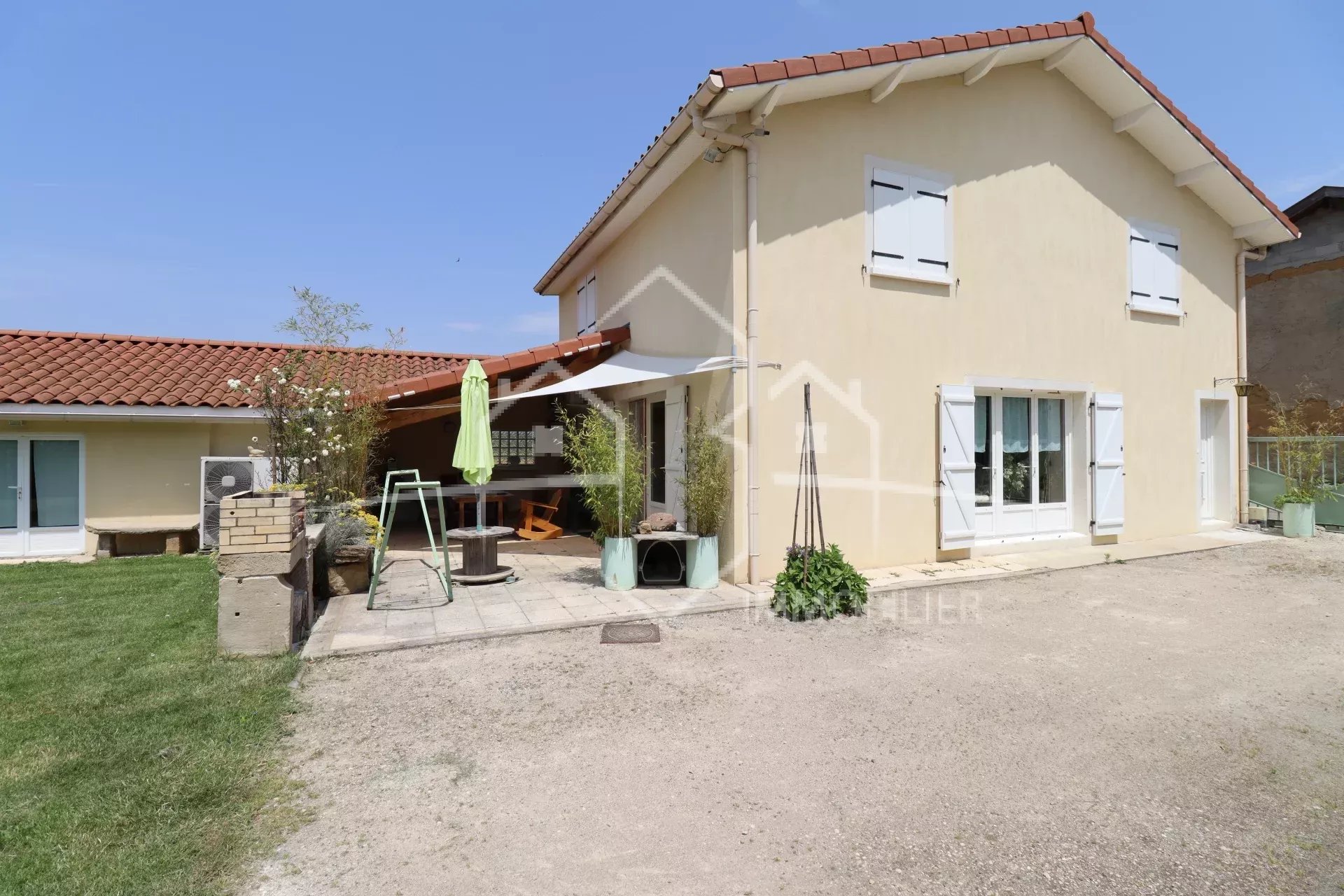 TRES BELLE MAISON T5