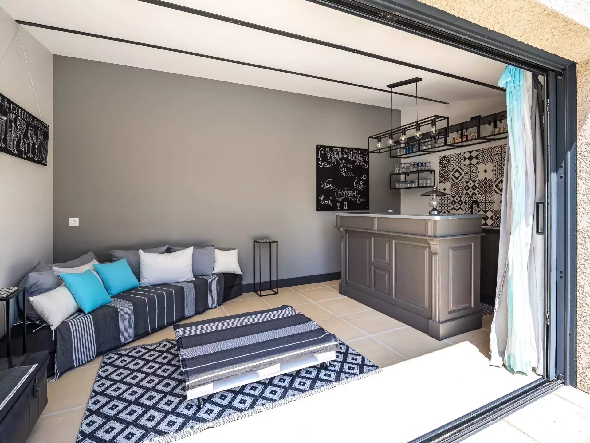 UITZONDERLIJKE MAS, ZWEMBAD, TUIN 1.1HA, THUIR