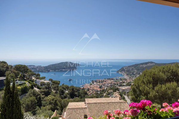 Architectural masterpiece in a prestigious domain in VILLEFRANCHE SUR MER — photo 1